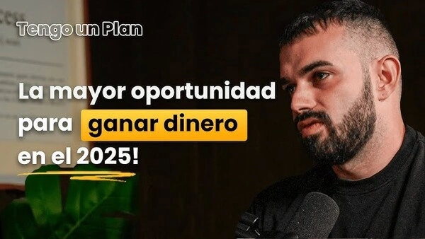 Fabio explicando cual es la mejor oportunidad para ganar dinero online en 2025